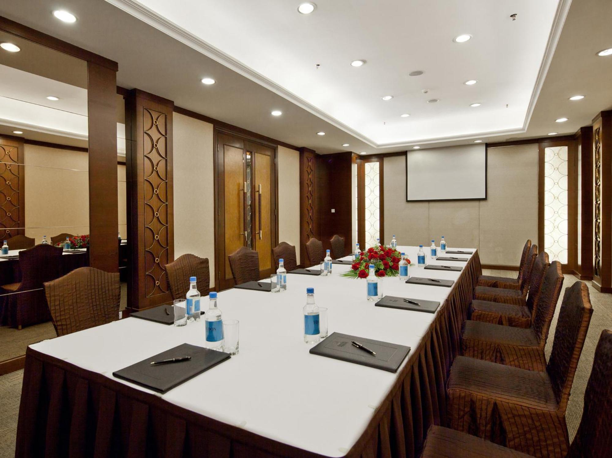 Rosedale Hotel & Suites Guangzhou - Free Shuttle Bus To Canton Fair Exteriér fotografie